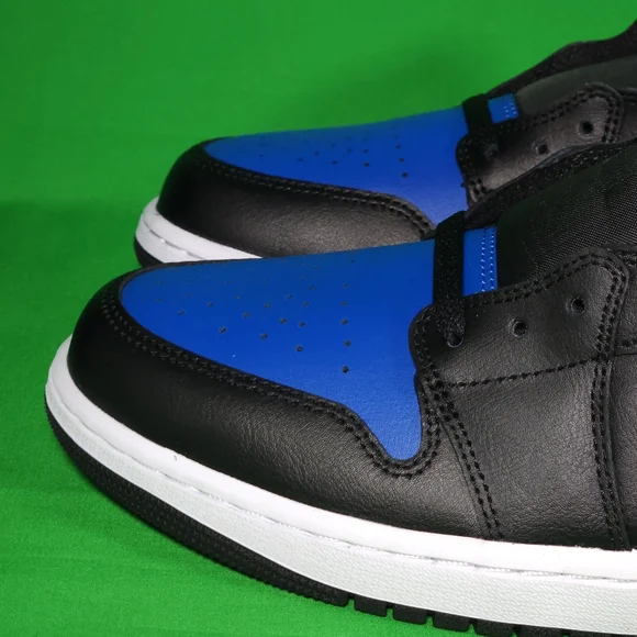 ❌️SOLD❌️ Nike Air Jordan 1 Low 'Black Royal Toe' Size 12 Mens 553558-042 - Picture 8 of 8